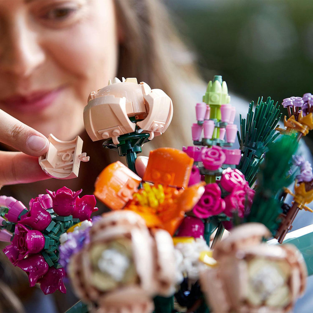 Flower Bouquet 10280,A Unique Flower Bouquet and Creative Project for Adults (756 Pieces)